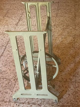 Base Máquina Coser ALFA Metal Beige