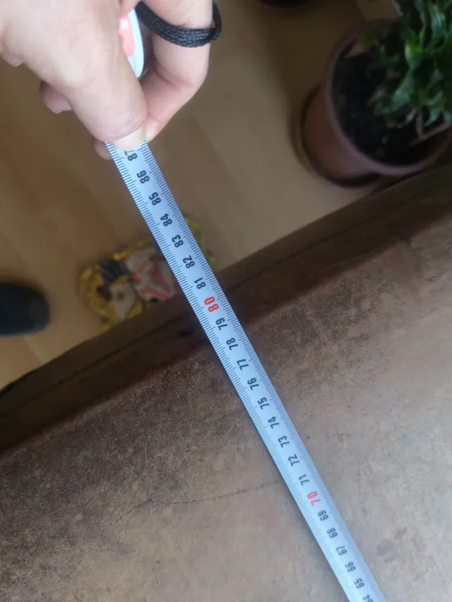 Antico scrigno in legno e metallo