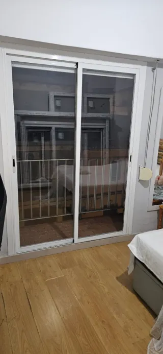 Ventana corredera aluminio blanca