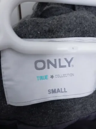 Chaqueta Only gris talla S