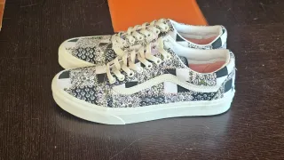 Vans floral