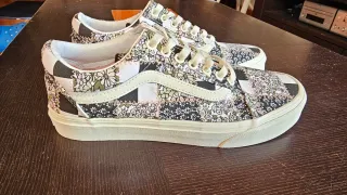 Vans floral
