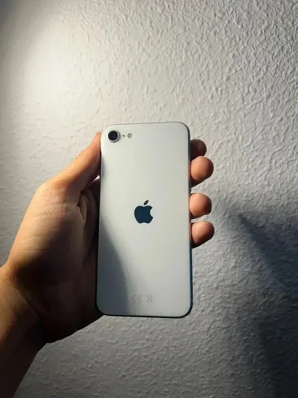 iPhone SE 2ª Gen Nero