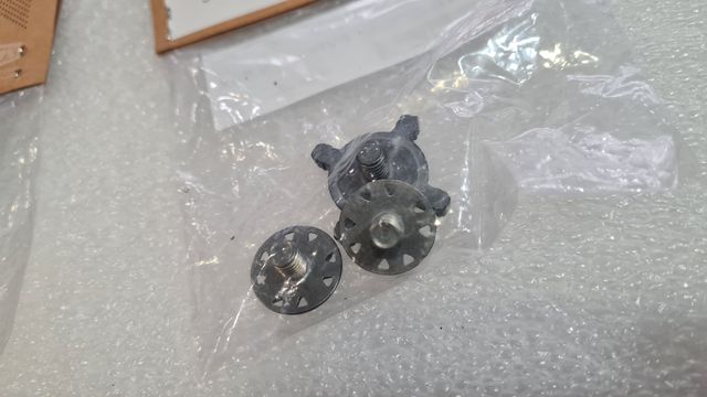 Viti Visiera 100% Status (nero/argento)