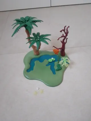 Playmobil Dinosaurio con Escenario