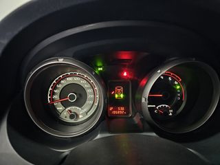 Mitsubishi Montero 2012