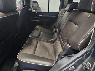 Mitsubishi Montero 2012