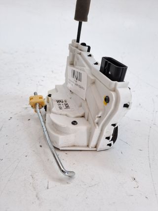 CERRADURA PUERTA TRASERA IZQUIERDA MG EHS