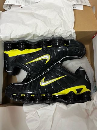 Nike Shox amarillas y negras recuen compradas