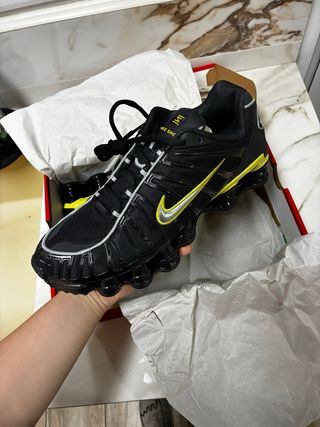 Nike Shox amarillas y negras recuen compradas
