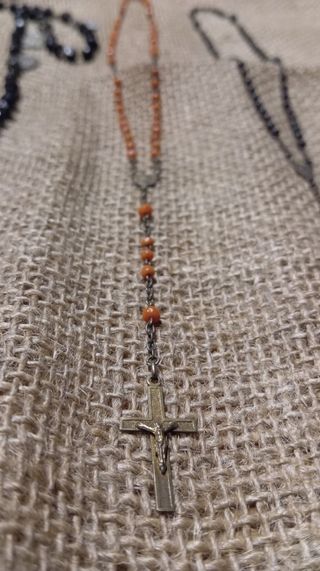 Colección de antiguos rosarios