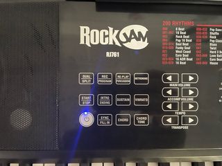 Teclado RockJam 61 Teclas