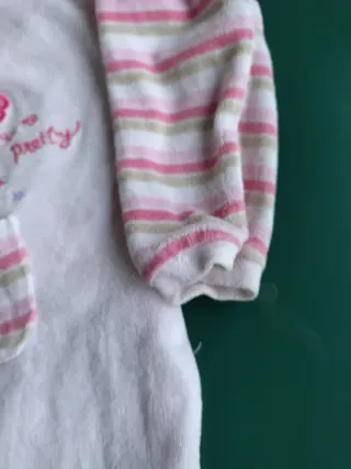 Pijama bebé niña rosa con dibujo