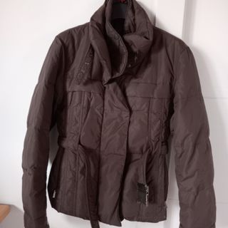 Cazadora Joluvi plumífera con cinturón T. L