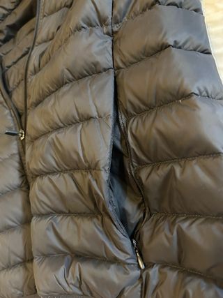 Chaqueta de plumas negra Scotta.