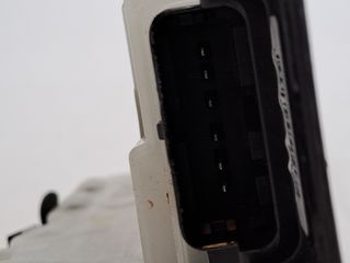 CERRADURA PUERTA DELANTERA DERECHA OPEL CORSA F