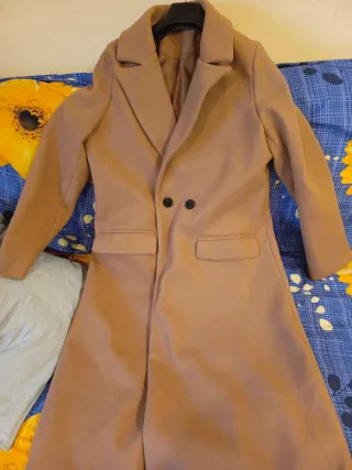 Gabardina larga mujer beige