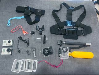 GoPro 3 con accesorios & camera extra de regalo