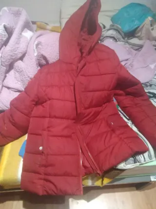 Abrigo grueso y ligero