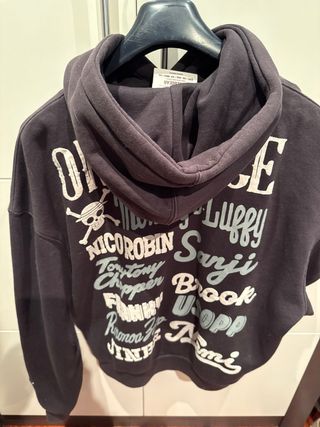 Sudadera edición especial One Piece para Pull&Bear