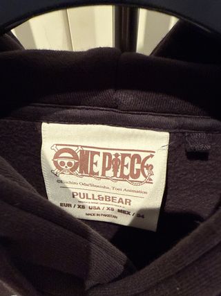 Sudadera edición especial One Piece para Pull&Bear