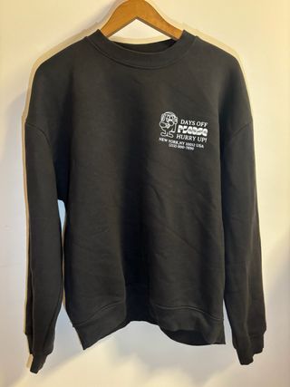 Sudadera Negra Days Off Please