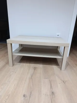 Tavolo da centro Ikea in legno chiaro