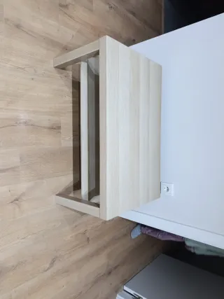 Tavolo da centro Ikea in legno chiaro