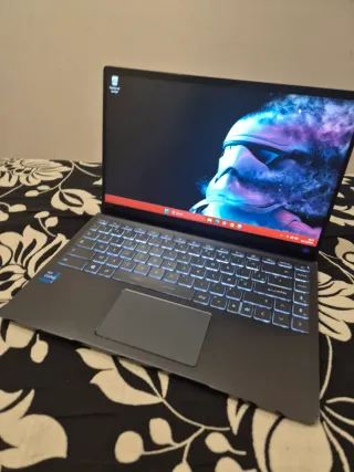 Portátil Ultra-Portable MSI i7-1165G7,16gb RAM,14"