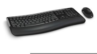 Microsoft – Wireless Comfort Desktop 5050, Ratón y teclado QWERTZ Alemán, Negro