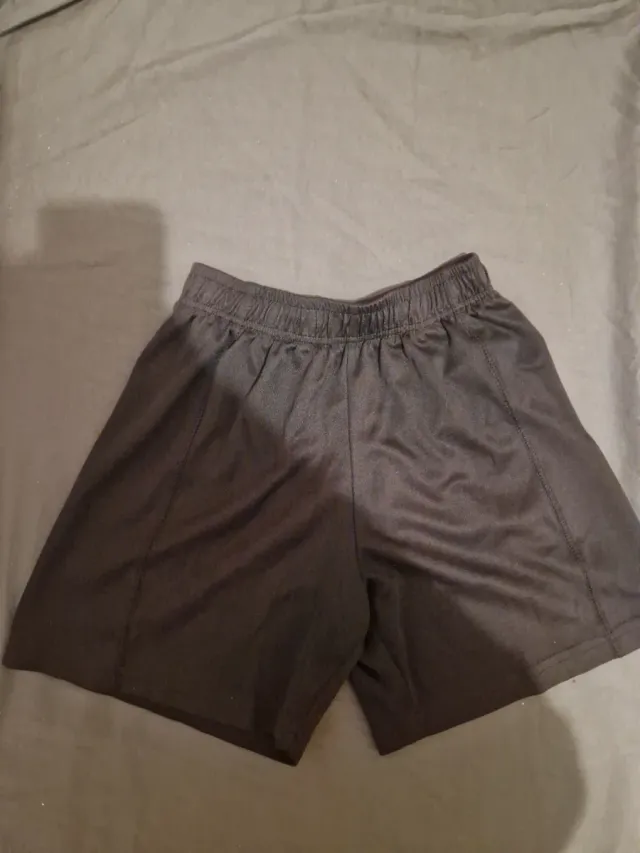 Pantalón corto deportivo niño negro