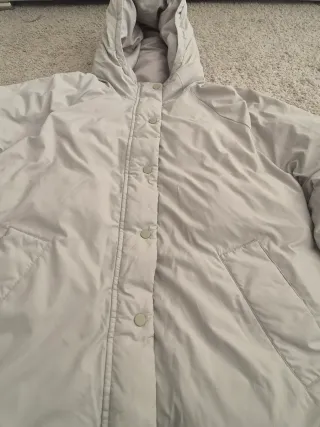 Chaqueta acolchada beige