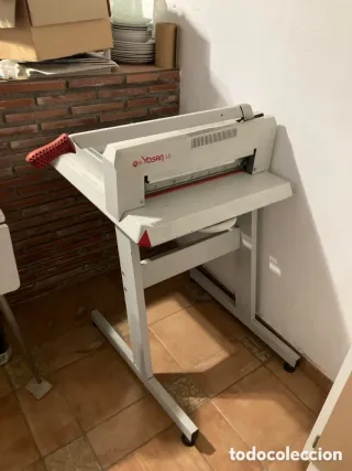 Guillotina de mesa Yosan 46