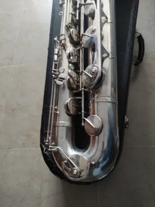 Saxofón Barítono Weltklang hasta La