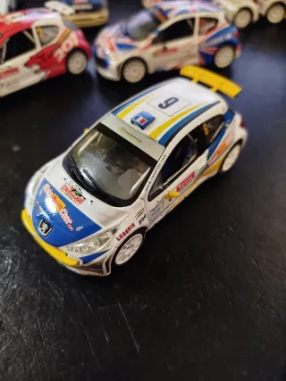 Lote 7 Peugeot 207 irc 1:43