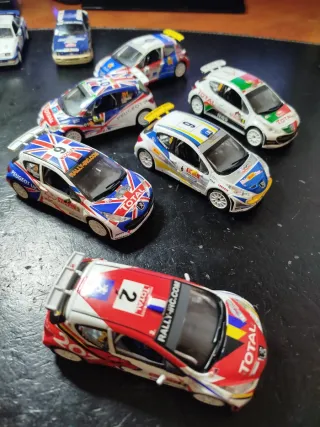 Lote 7 Peugeot 207 irc 1:43