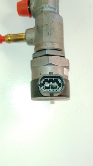 RAMPA INYECTORA OPEL CORSA D (5)