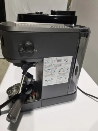 Cafetera Electrolux E6EC1-6BST Explorer 6