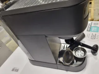 Cafetera Electrolux E6EC1-6BST Explorer 6