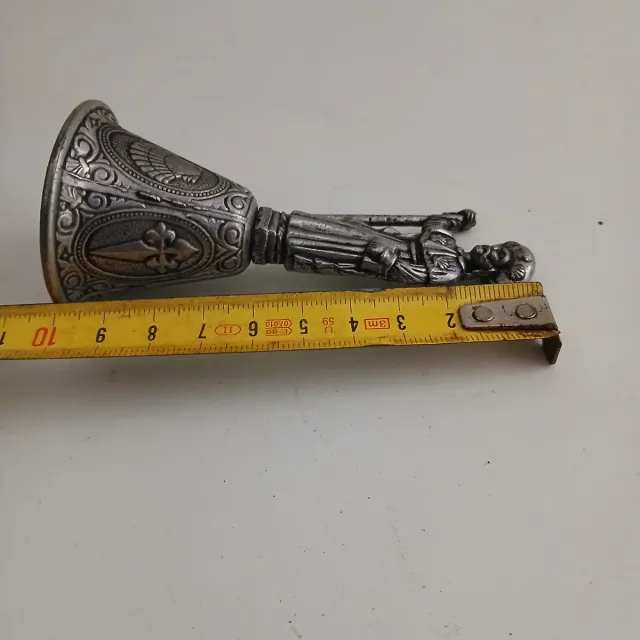 Campana a mano pellegrino in metallo