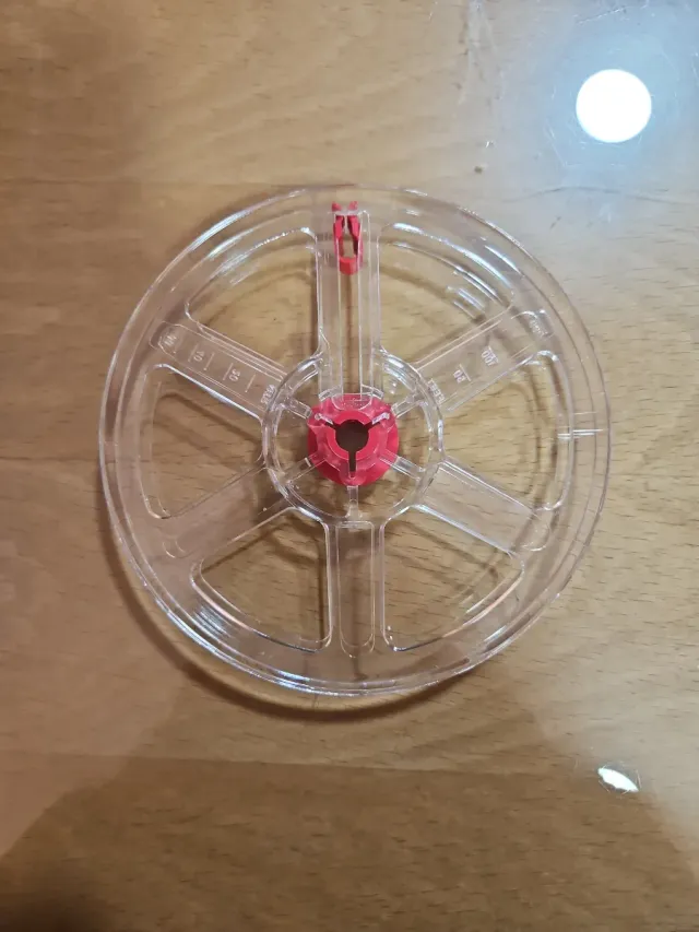 Bobina cine 8mm y Super 8 con caja