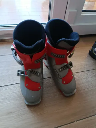 Botas de esquí infantiles talla 33