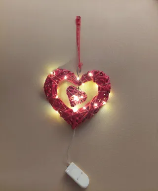 Cuore Rattan Rosso con Luci