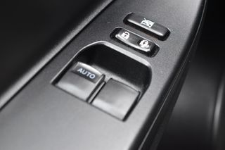 Toyota Yaris HSD 1.5 Advance HYBRID ECO