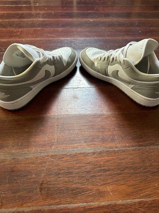 Jordan 1 Low Wolf Grey