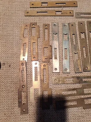 Lote topes cerraduras metal