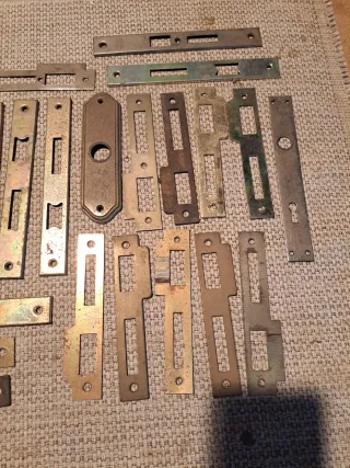 Lote topes cerraduras metal