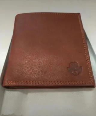 Portafoglio in pelle nuovo!