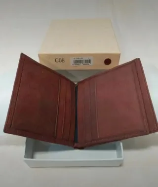 Portafoglio in pelle nuovo!