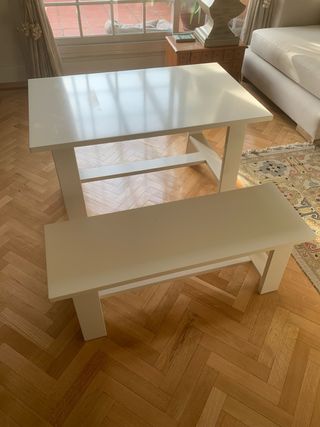 Tavolo e panca in legno bianco Ikea